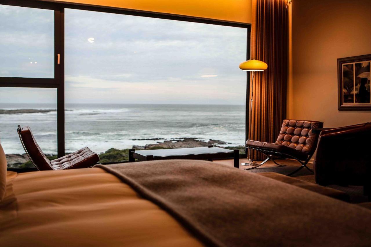 Schulphoek Seafront House Hermanus Exterior foto A room at the Bayview Hotel