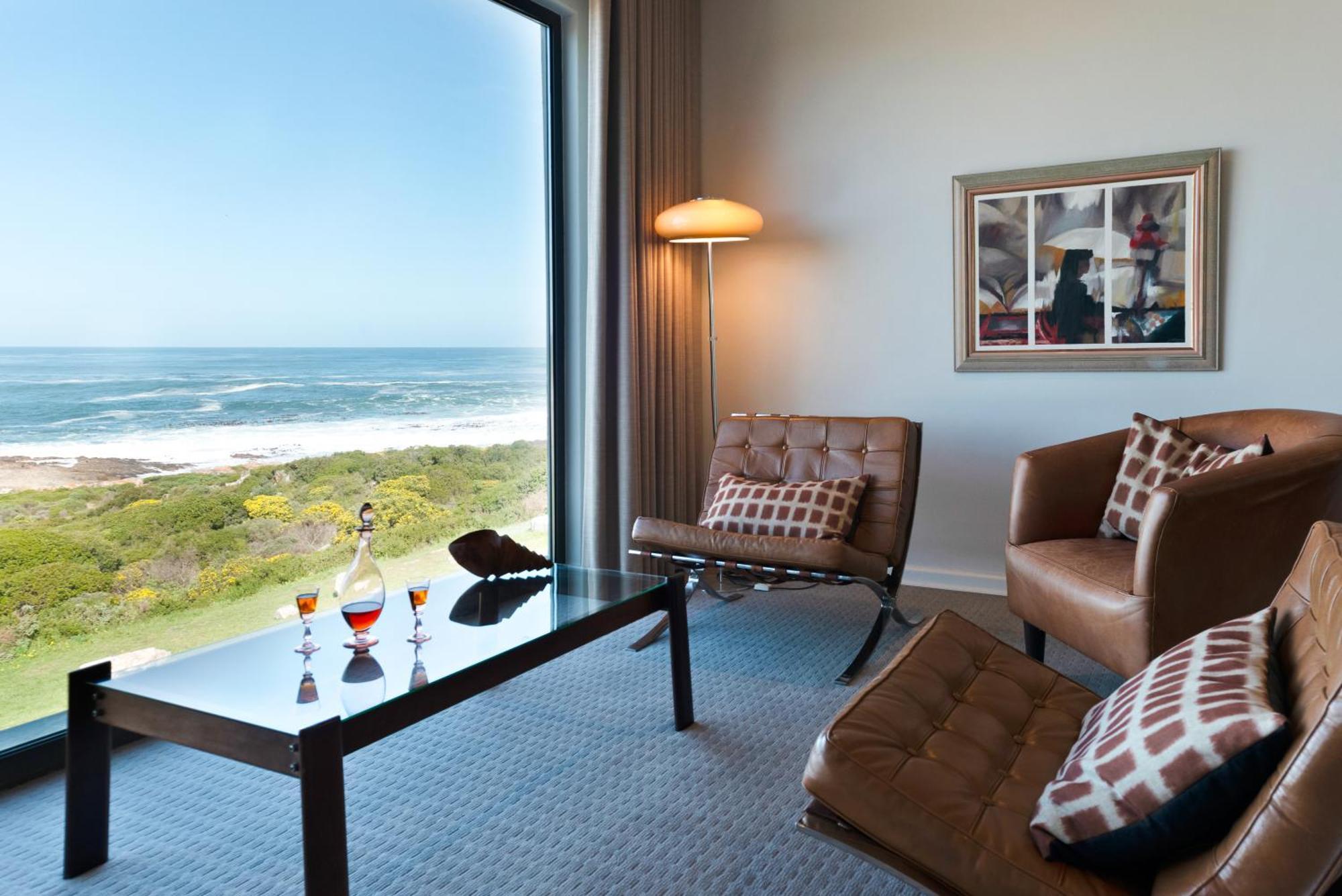 Schulphoek Seafront House Hermanus Exterior foto A room at the Oyster Box
