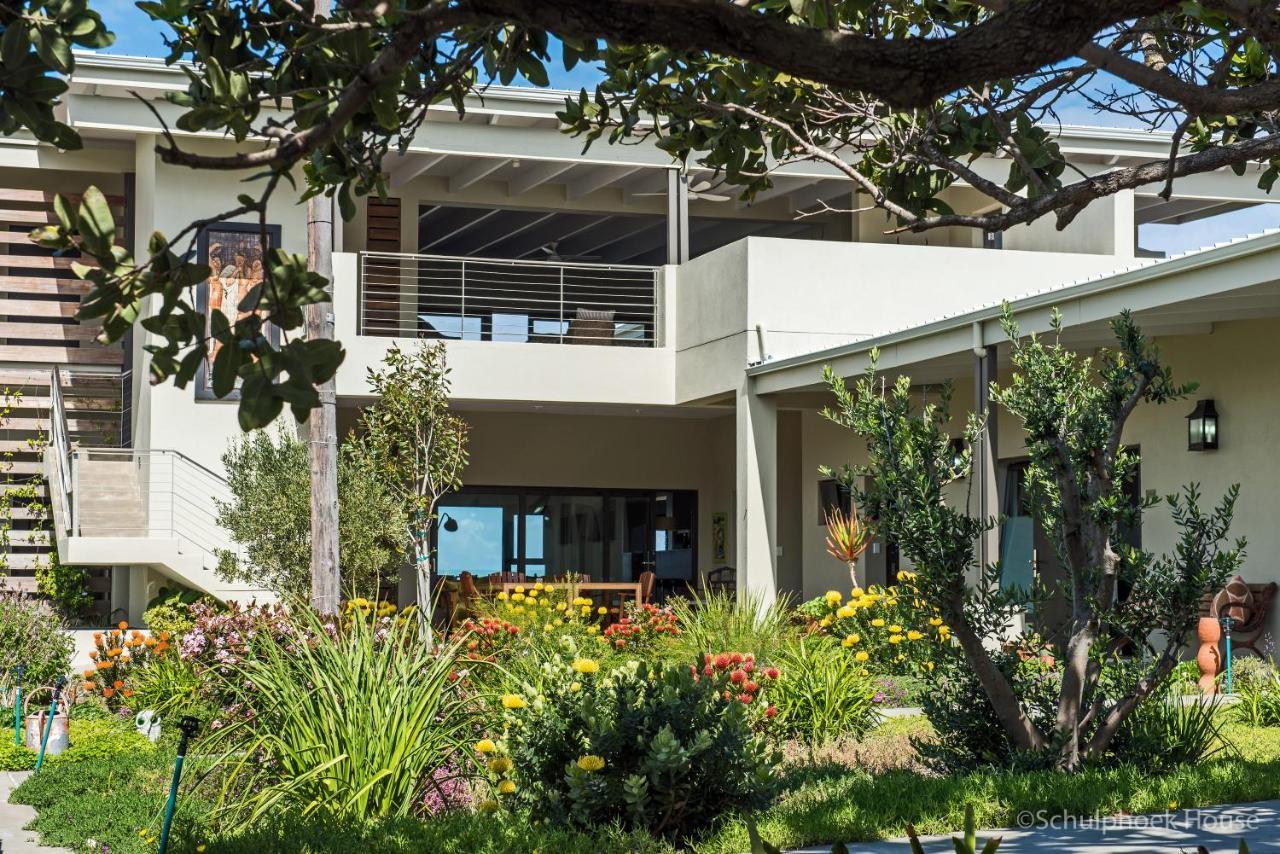 Schulphoek Seafront House Hermanus Exterior foto The school's library